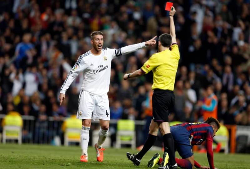 Sergio Ramos – Trung vệ vĩ đại và những tấm thẻ đỏ định mệnh